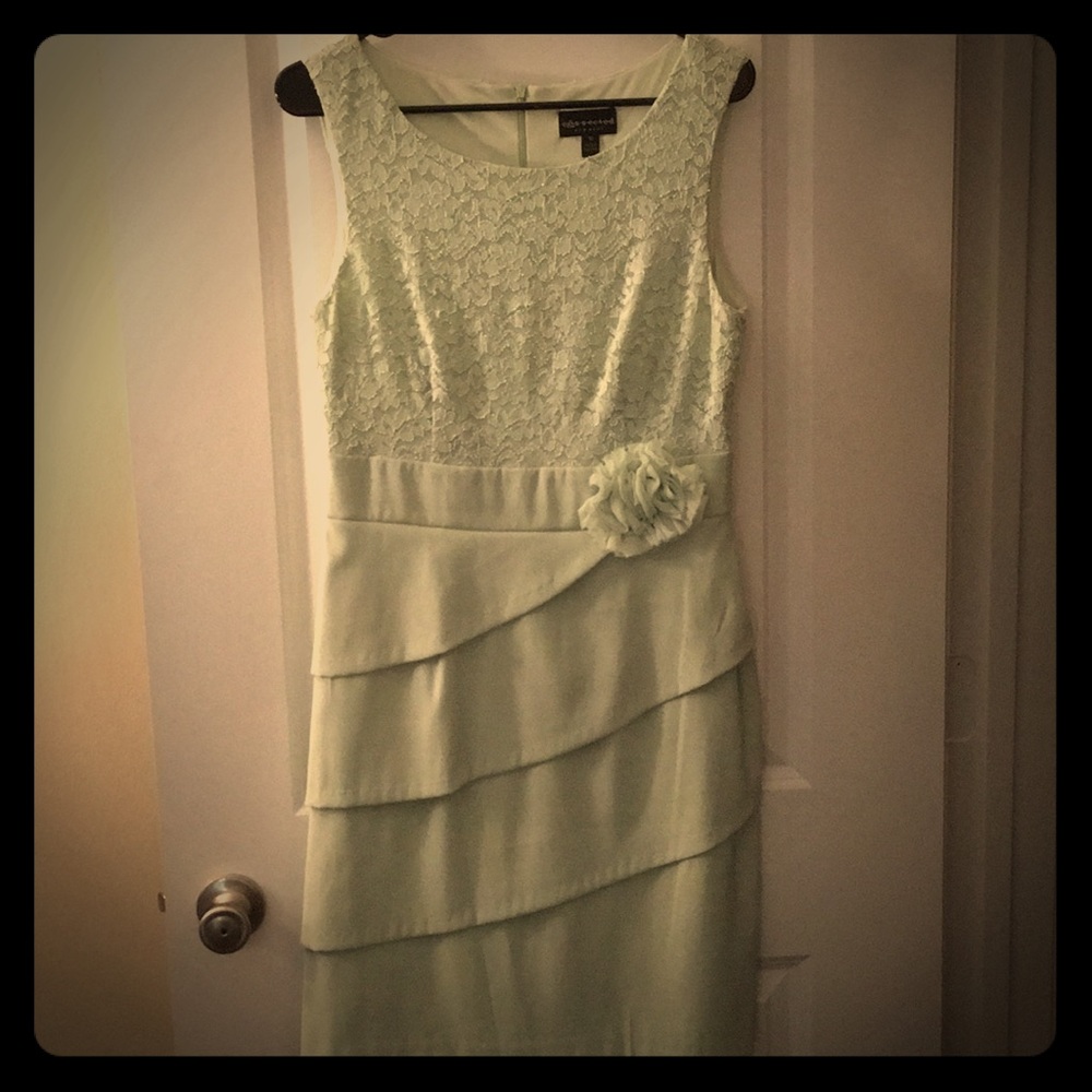 Classy green sheath dress